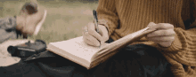 GIF gi-upload ni Yogesh