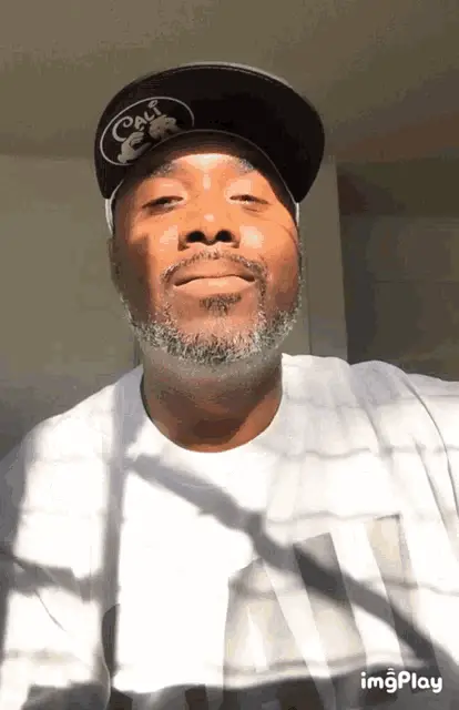 Cali King Salutes