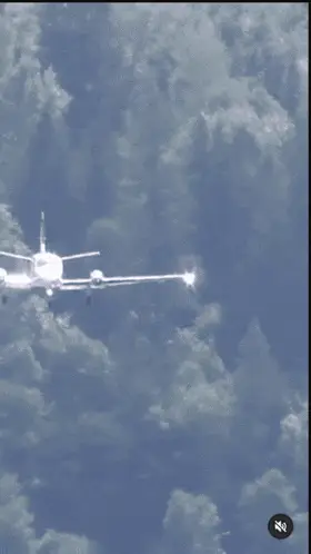 Pouso Suave de Avião em Pista Gramada