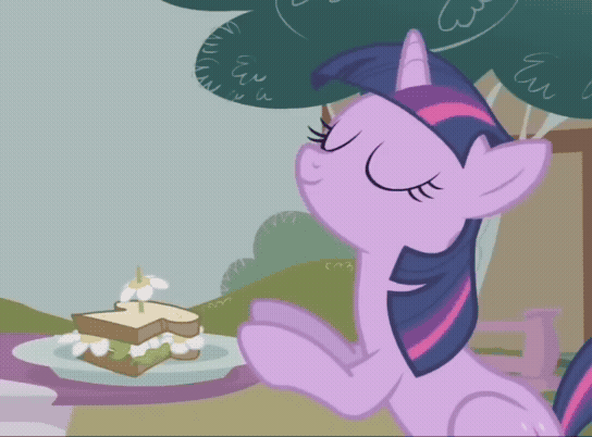 Twilight Sparkle getting soaked
