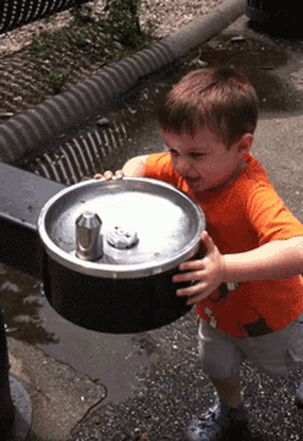 Toddler's Water Fountain Splash Fail