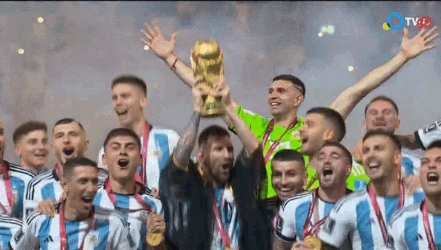 Argentina Campeones del Mundo 2022: Messi Levanta Copa