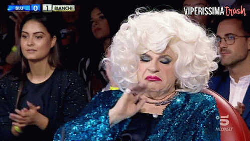 Platinette ad Amici: Reazione Iconica