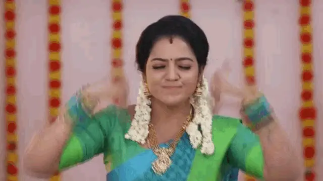 Chithu Chithuvj: Mullai's Radiant Smile